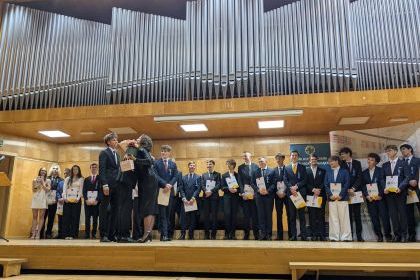 POŻEGNANIE TEGOROCZNYCH ABSOLWENT&Oacute;W TR&Oacute;JKI 